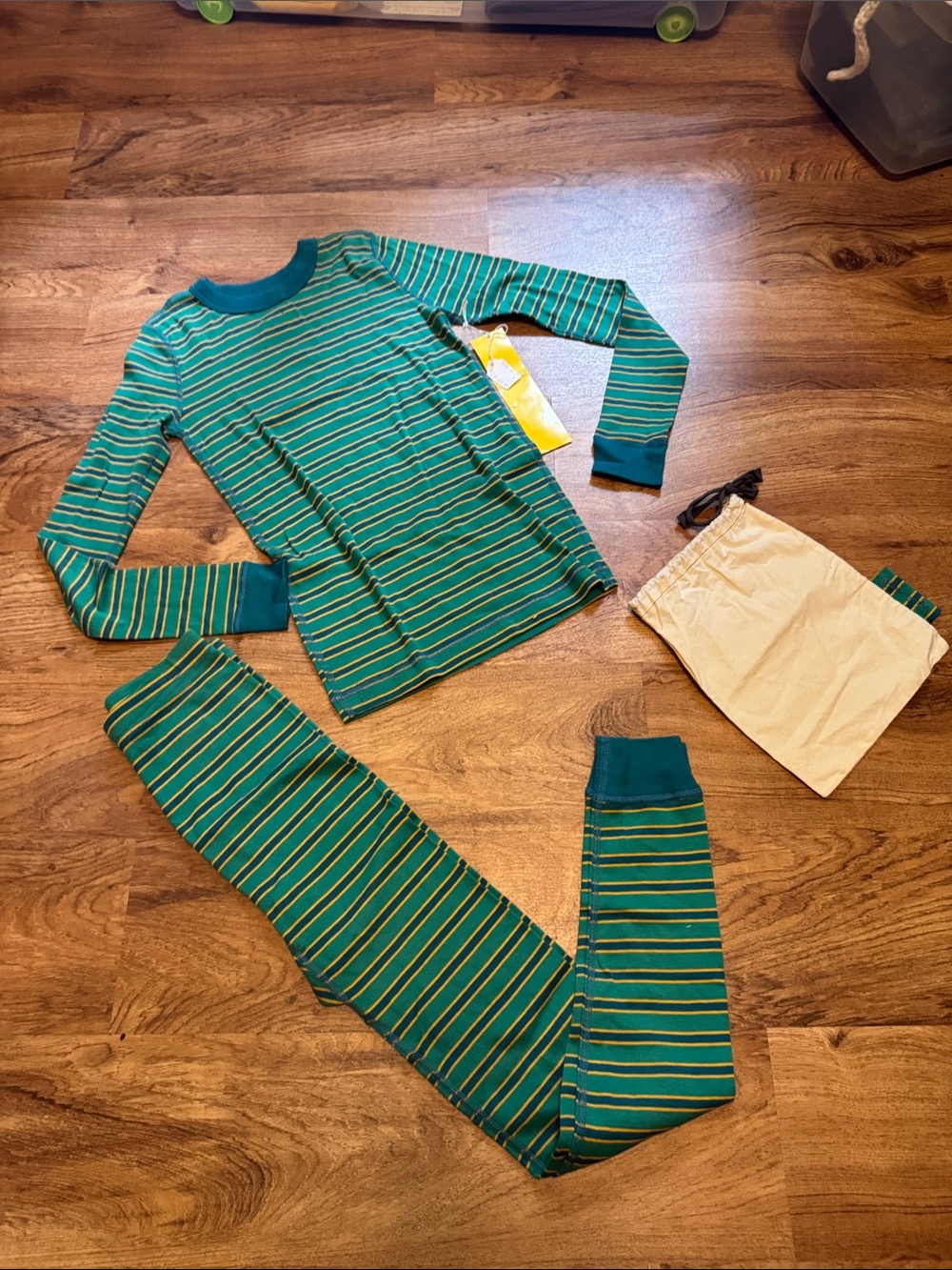 Skylar Luna Kids 100% Organic Cotton Kids Green Stripe Pajamas - size 10 - NWT